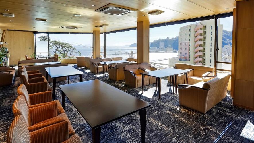 Atami Juraku Hotel Екстер'єр фото