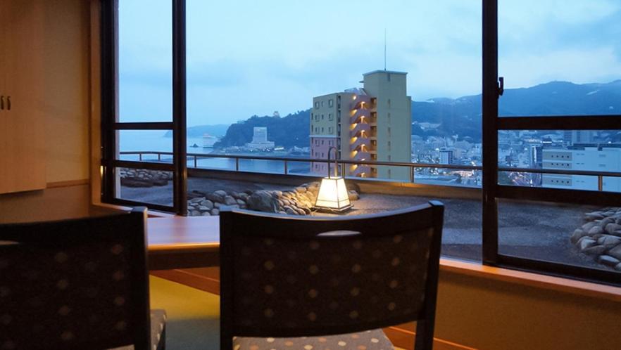 Atami Juraku Hotel Екстер'єр фото