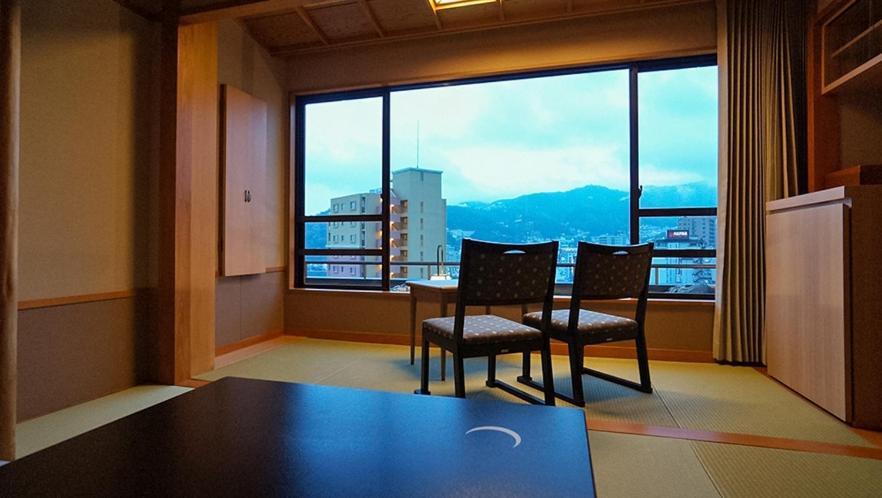 Atami Juraku Hotel Екстер'єр фото
